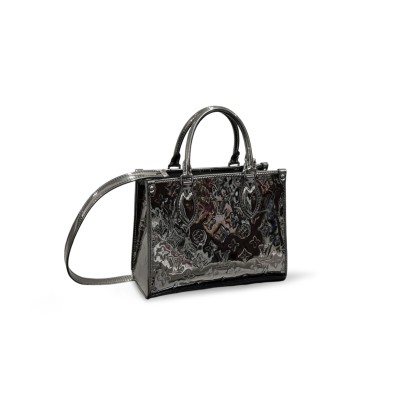 LOUIS VUITTON ONTHEGO PM (25*19*11.5cm)